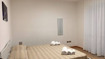 1 Schlafzimmer, WLAN, Bettwäsche