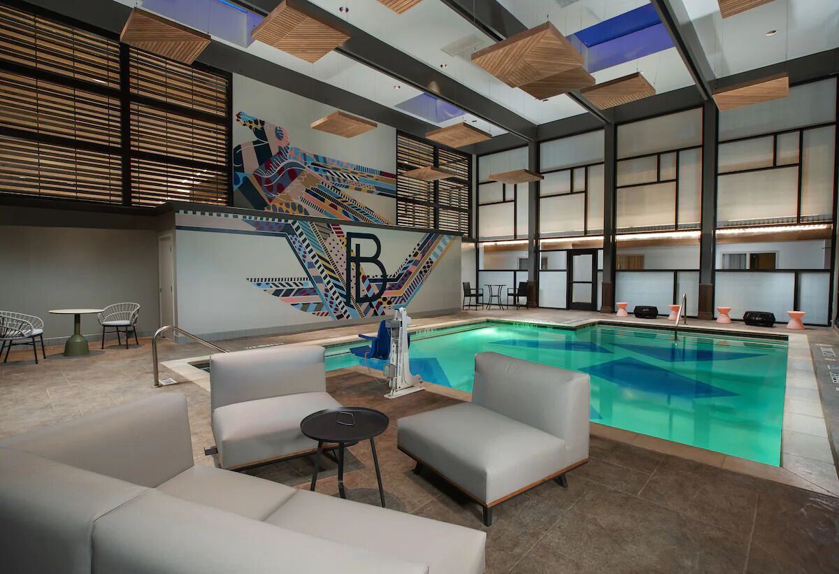 Downtown Dallas Leisure Hub: Pet-Friendly, Stylish Comfort! | 4 Units