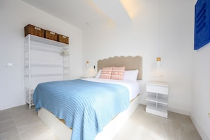 3 chambres, fer et planche à repasser, Wi-Fi, literie fournie