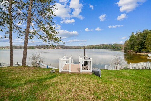 Vaughn Lake Escape: Gather & Give Thanks – A Cozy Thanksgiving by the Lake!