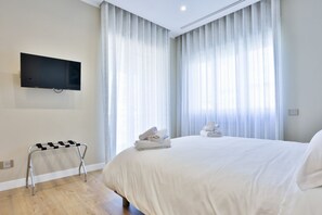 1 slaapkamer, een strijkplank/strijkijzer, wifi, beddengoed