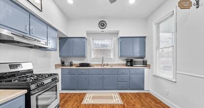 Dog Friendly Creek-Side Getaway