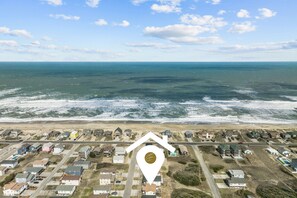 Beach nearby - 5070- Beach Fort, Beach Fort: 4-bedroom, 2-bathroom house, short walk to the beach. (Kill Devil Hills)