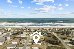 بالقرب من الشاطئ