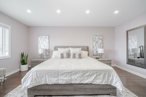 3 soverom, strykejern/-brett, wi-fi og sengetøy