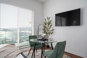 Dining - Cozy Studio w/Private Balcony! (Birmingham)