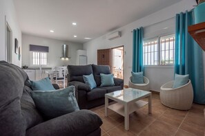 Televisión, chimenea