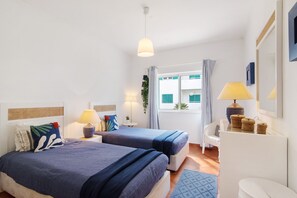 1 bedroom, iron/ironing board, free WiFi, bed sheets - Apartment 'Prainha Paradise - Algarve' with Shared Pool, Wi-Fi and Air Conditioning (Alvor)