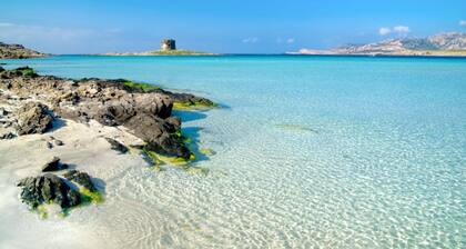 Apartment 'Appartamento Libio Porto Torres' with Balcony, Wi-Fi and Air Conditioning