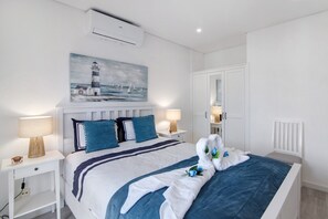 2 عدّة غرف نوم ومكواة/لوح كي وواي فاي مجانًا وملاءات أسرّة