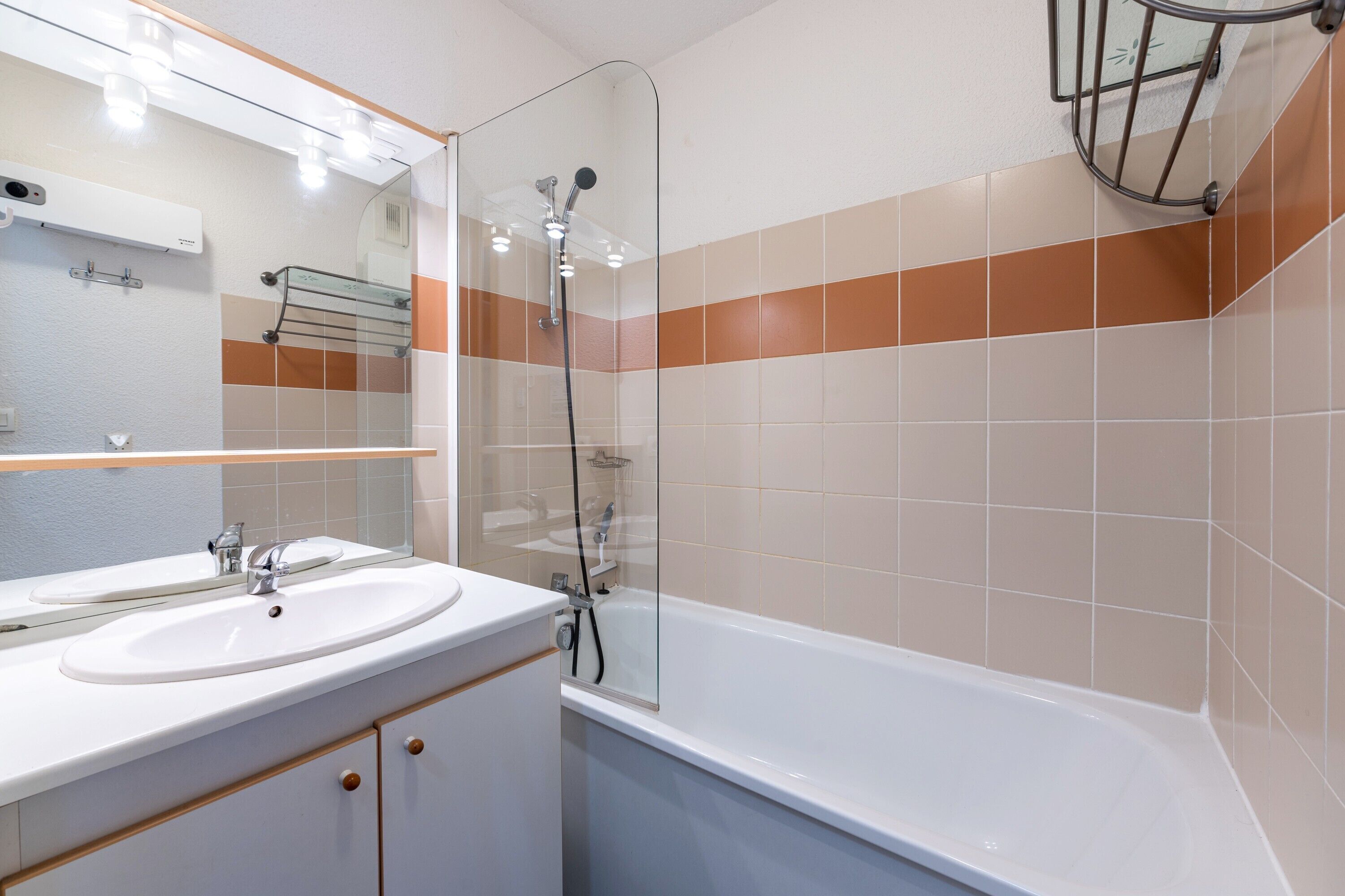 Een douche, een haardroger