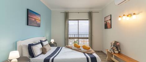 2 dormitoris, planxa i posts de planxar, wifi gratuïta i roba de llit