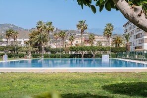 Piscina coperta, una piscina riscaldata