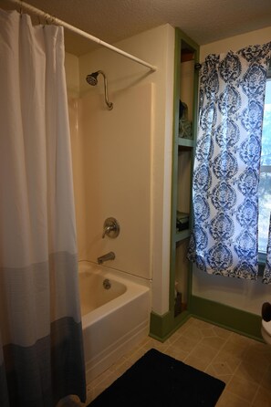 Hårtørrer, håndklæder, Sæbe, Shampoo