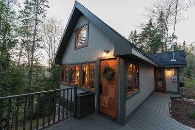 The Couples Cabin at Upper Garden Nature Retreat