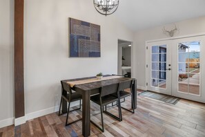 Dining - Urban Boutique - Downtown PHX (Phoenix)