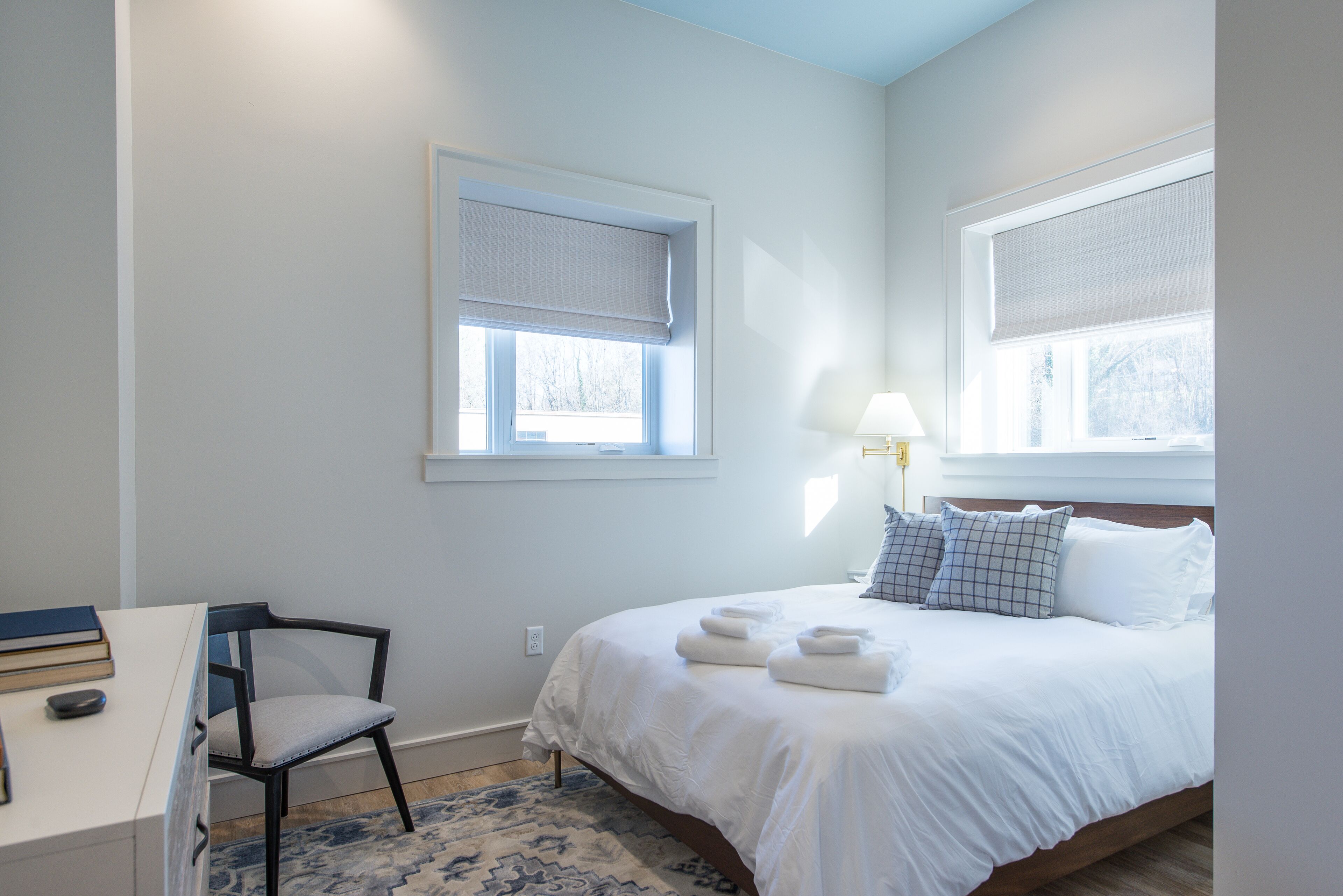 1 chambre, bureau, fer et planche à repasser, Wi-Fi gratuit