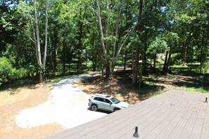 Property grounds - Secluded 2 acre Modern Home in the Woods 10 minutes to UGA and Downtown Athens (Athens)