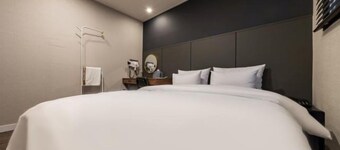 Brown Dot Hotel Suwon Jeongja Branch