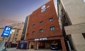 Exterior - Brown Dot Hotel Suwon Jeongja Branch (Suwon)