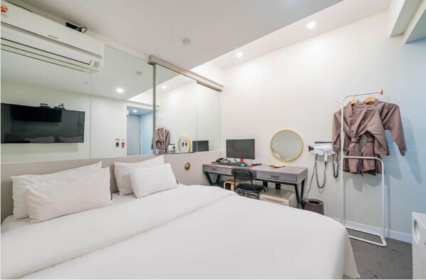 Deluxe Room | Individually decorated, individually furnished, free WiFi, bed sheets - Brown Dot Hotel Suwon Jeongja Branch (Suwon)