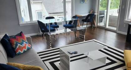 Middletown Modern Apartment w/ Private Deck - RIBryan Properties