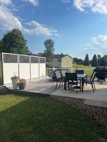 Windy Meadows - Cozy home in a peaceful and relaxing country setting.