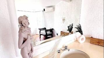 Villa, 2 habitaciones | Baño | Toallas