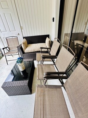 Terrace/patio - Gulf Coast University, Gulf Coast Mall Hammond Stadium, JetBlue P.  RSW Airport  (Fort Myers)