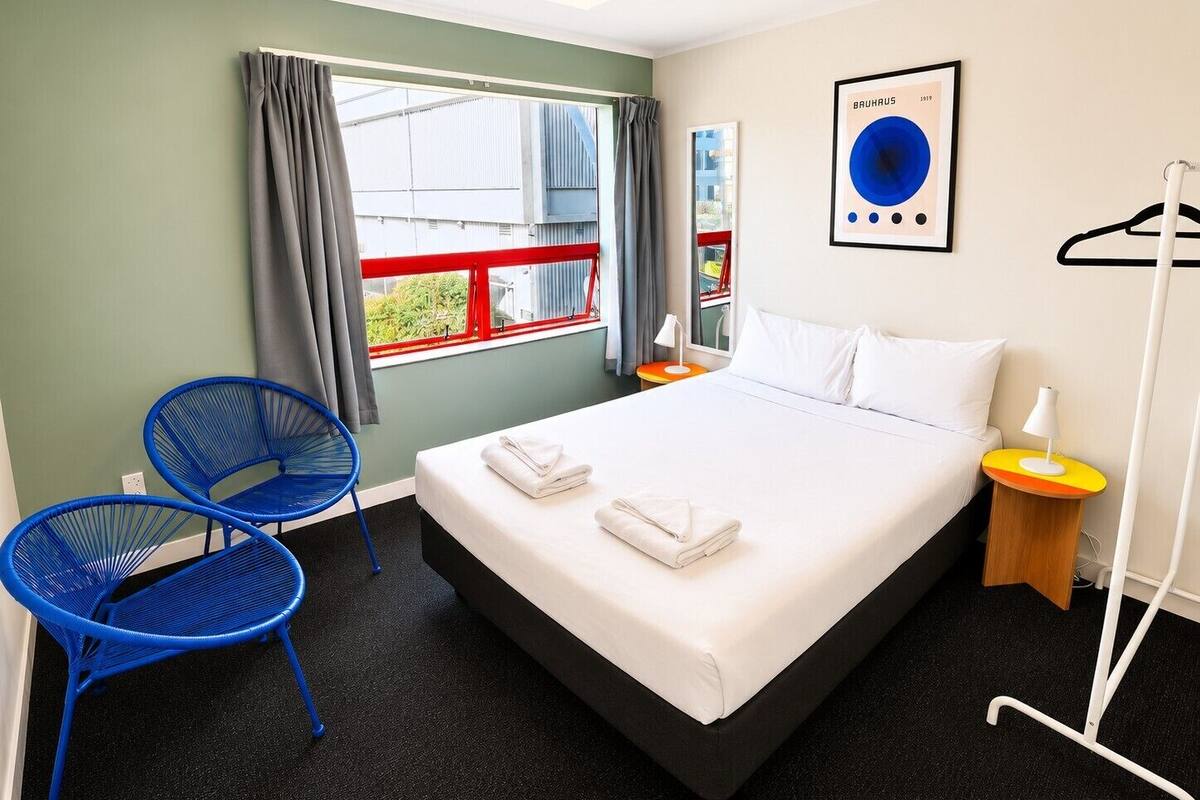 Double Room, 1 Double Bed, Shared Bathroom, City View | Free WiFi, bed sheets