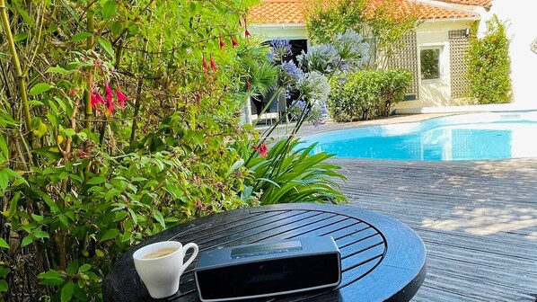 Pool - L'Oliveraie - heated swimming pool (Les Sables-d´Olonne)