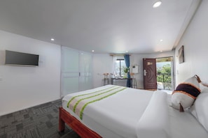 Panoramic Double or Twin Room | Individually decorated, individually furnished, desk, laptop workspace - Central Sapa Serenity Homestay (Sa Pa)