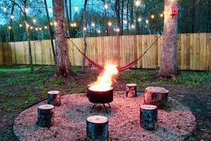 Property grounds - Unique Getaway for Couples  (Cleveland)