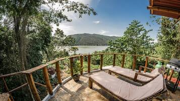 ベーシック ダブルルーム | リビング エリア