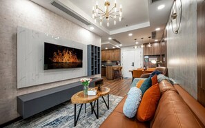 Phòng Suite Presidential, 2 phòng ngủ, quyền sử dụng Club Lounge, quang cảnh thành phố | Khu phòng khách | Smart TV, Netflix, các kênh phim phải trả tiền, dịch vụ stream