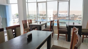 Coffee shop - Samaná Hostal (Tacna)