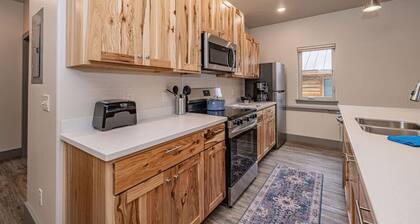 Lakeshore Lodging Luxury Suites
