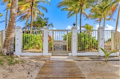 Sand Dollar Beachfront Condo! New upgrades, steps from the beach! Paradise!