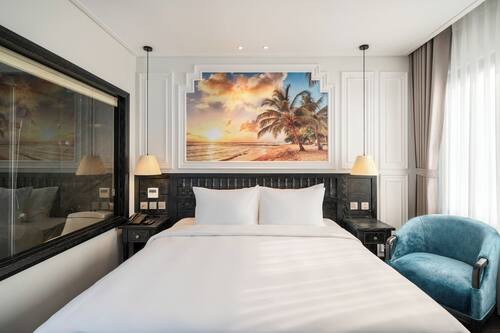 Doppia Deluxe, non fumatori, vista città | Con arredamento individuale, insonorizzazione, Wi-Fi gratuito, lenzuola