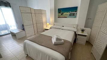 Bügeleisen/Bügelbrett, WLAN, Bettwäsche
