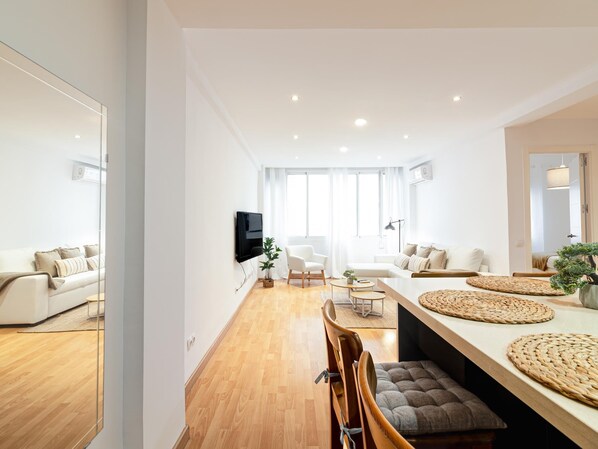 Interior - Soho Modern 2BR MalagaCenterFlat (Málaga)