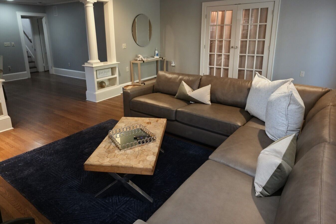 Smart TV, fireplace, computer monitors