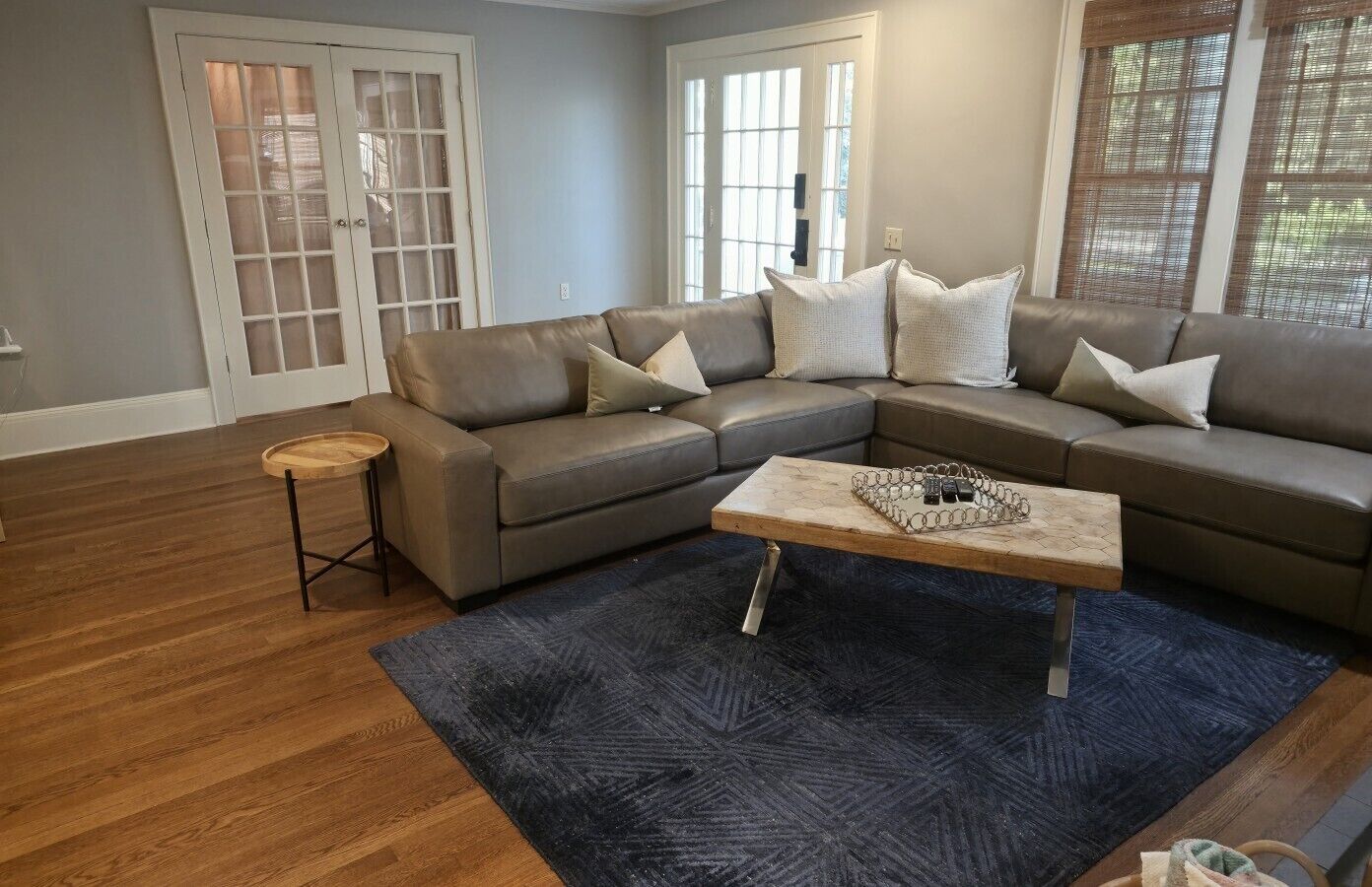 Smart TV, fireplace, computer monitors