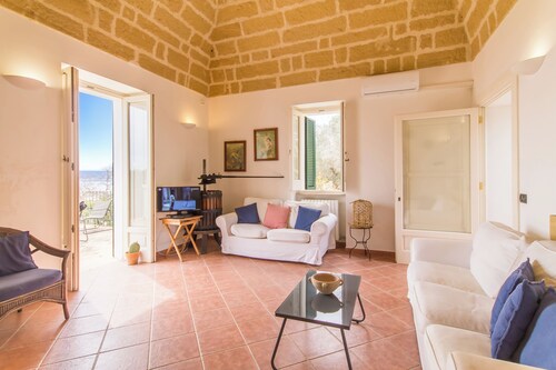 Villa Nice Sea View, Santa Cesarea Terme, Italy