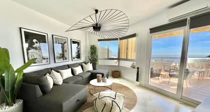 17 - sea view Apt. in Calahonda
