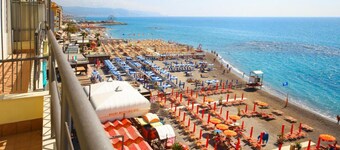 Matteotti 7 Frontemare