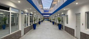 Blue inn Hotel & Suites