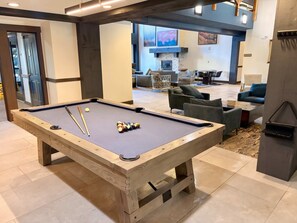 Game room - River Run 2BD Condo - Walk to Ski-Lift (Keystone)