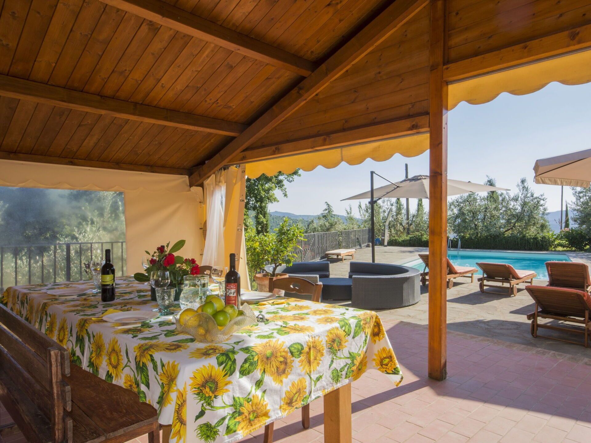 تناول الطعام بالخارج