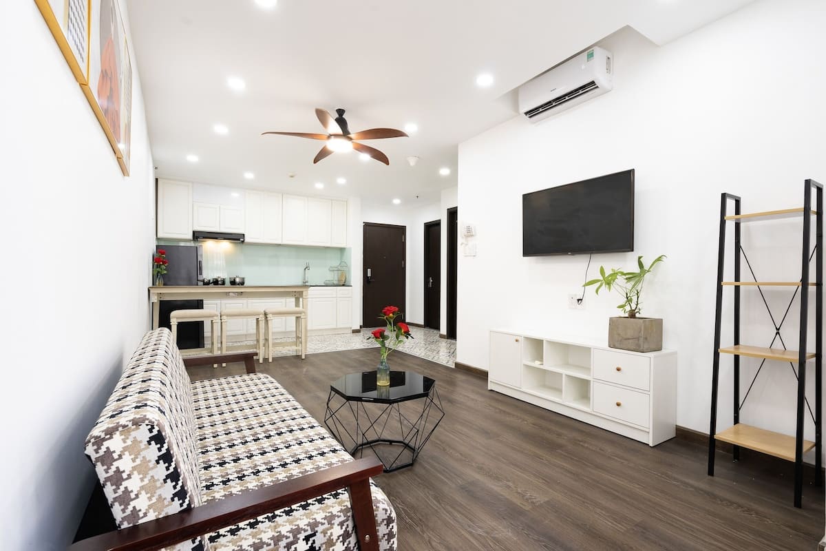 City Apartment | Living area | Flat-screen TV
